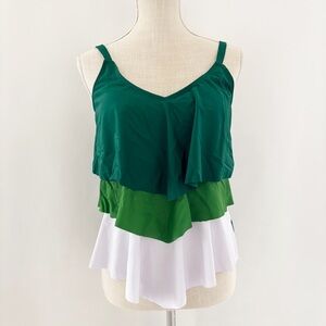 Swim top tankini Size L NWOT